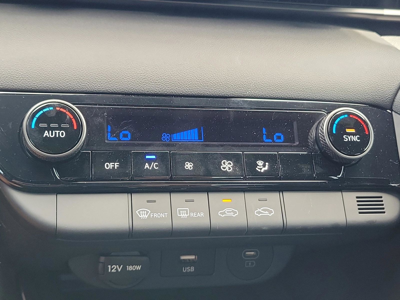 2026 Hyundai Elantra SEL Sport - Photo 34