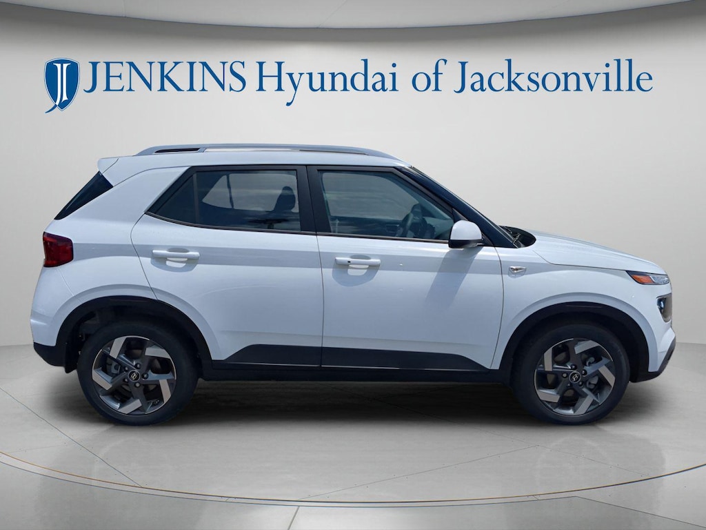 New 2025 Hyundai Venue SEL SUV