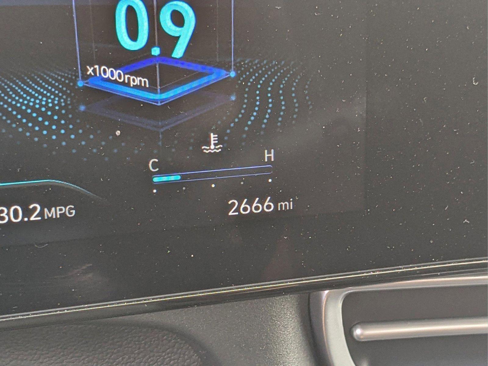 2025 Hyundai Elantra SEL - Photo 33