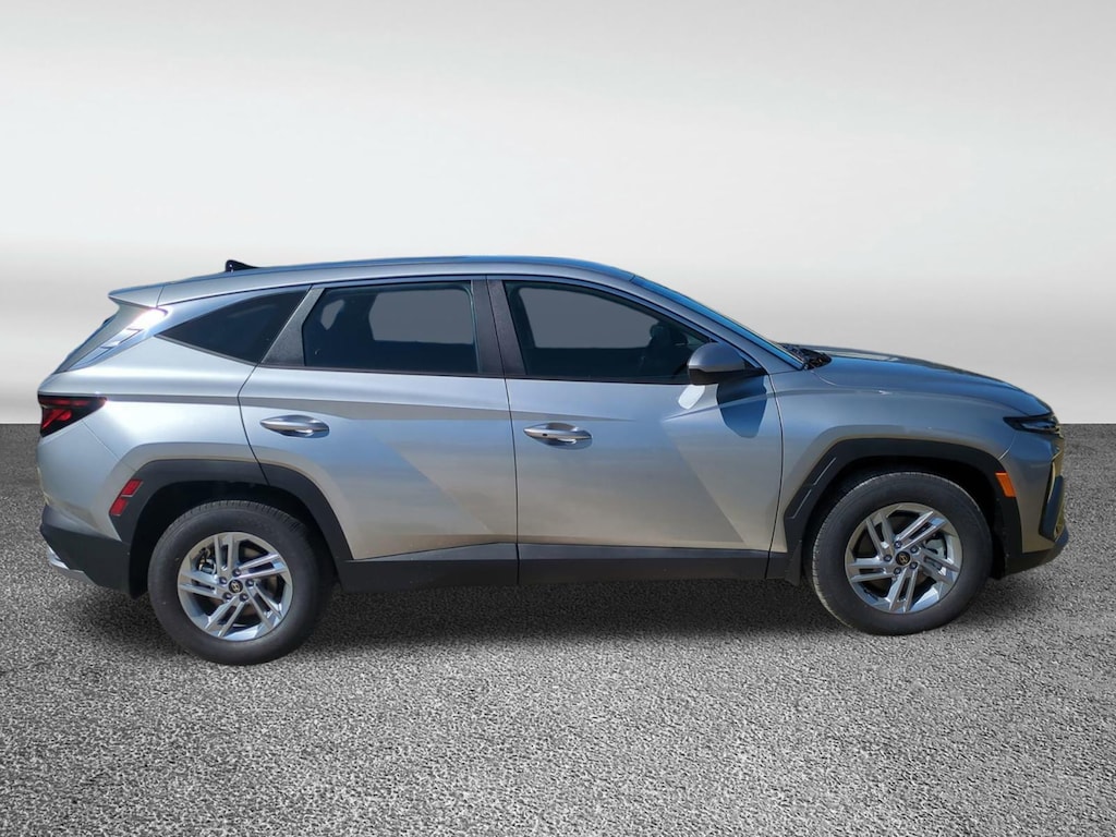 New 2026 Hyundai Tucson SE FWD SUV