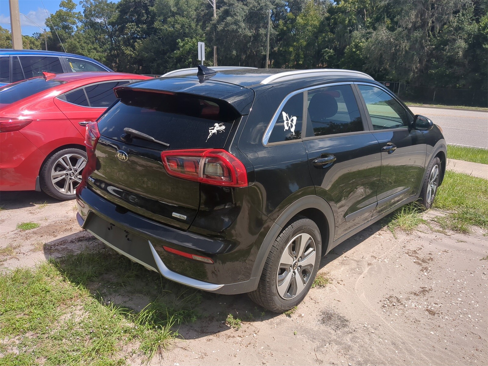 2018 Kia Niro LX photo 3