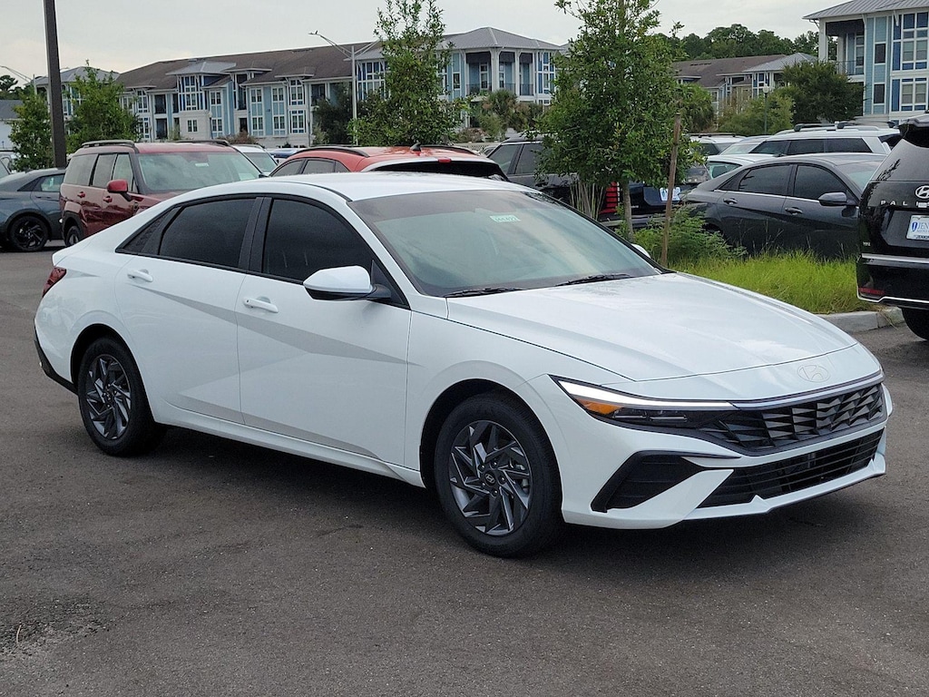 New 2026 Hyundai Elantra Hybrid Blue Sedan
