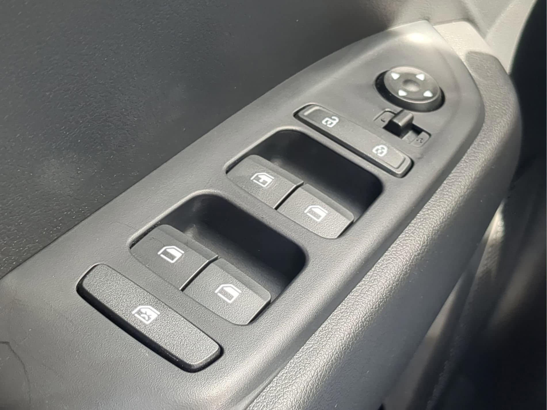 2026 Hyundai Venue SE - Photo 31