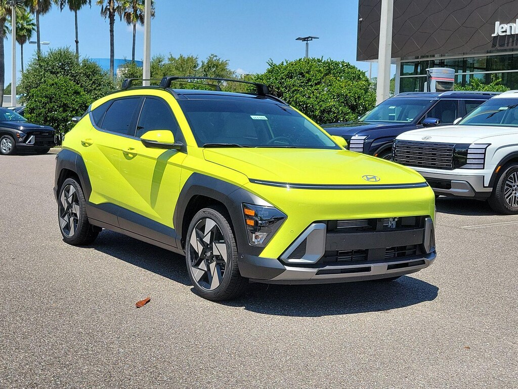 New 2026 Hyundai Kona Limited FWD SUV