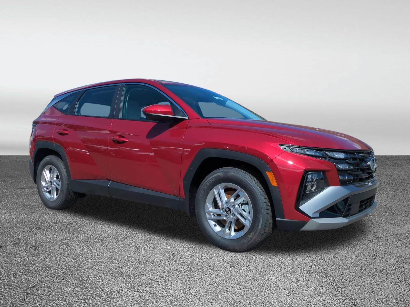 2026 Hyundai Tucson SE photo 2