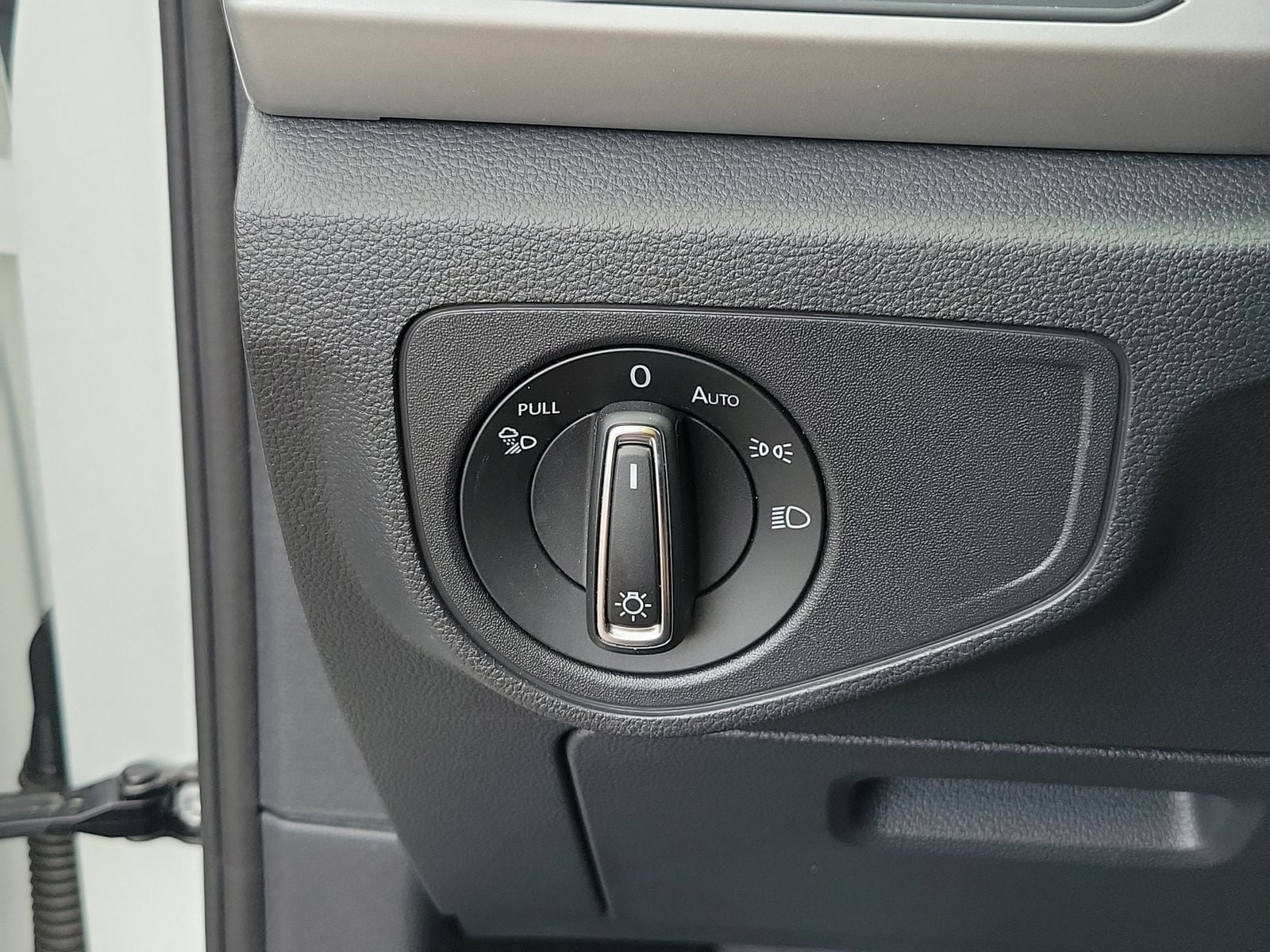 2021 Volkswagen Atlas Cross Sport SE w/Tech R-Line - Photo 31