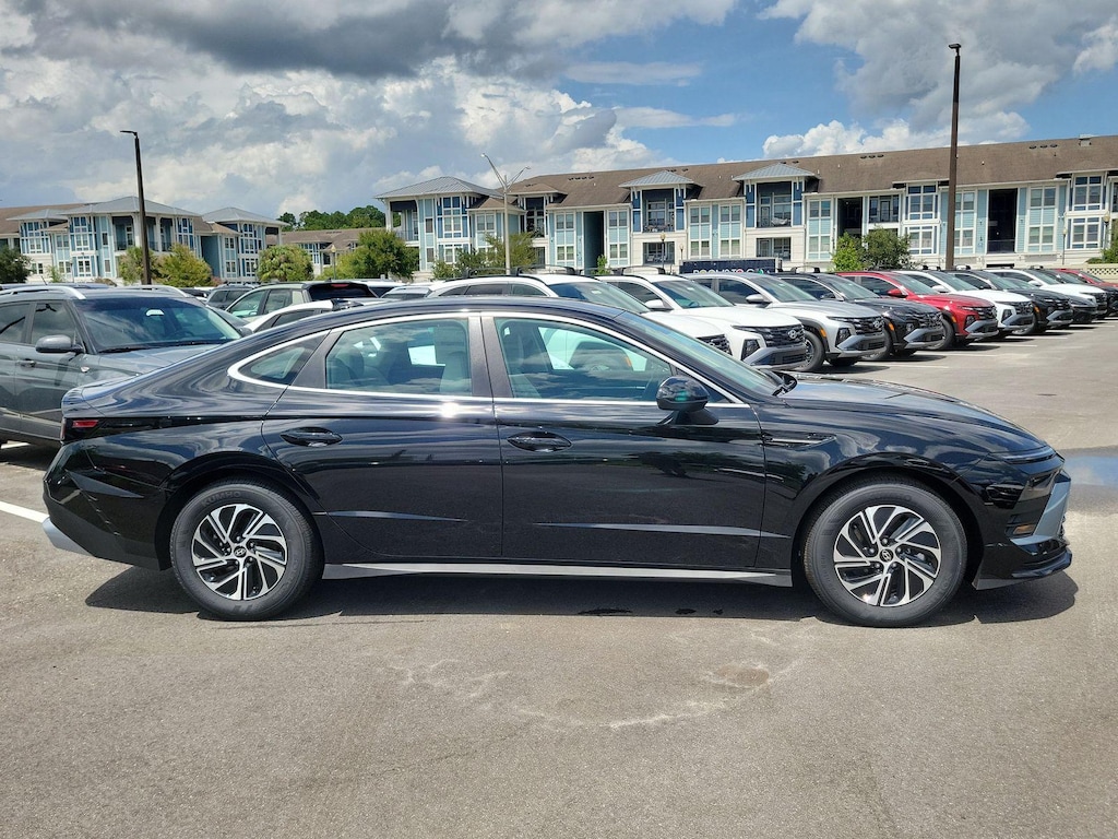 New 2026 Hyundai Sonata Hybrid Blue Sedan