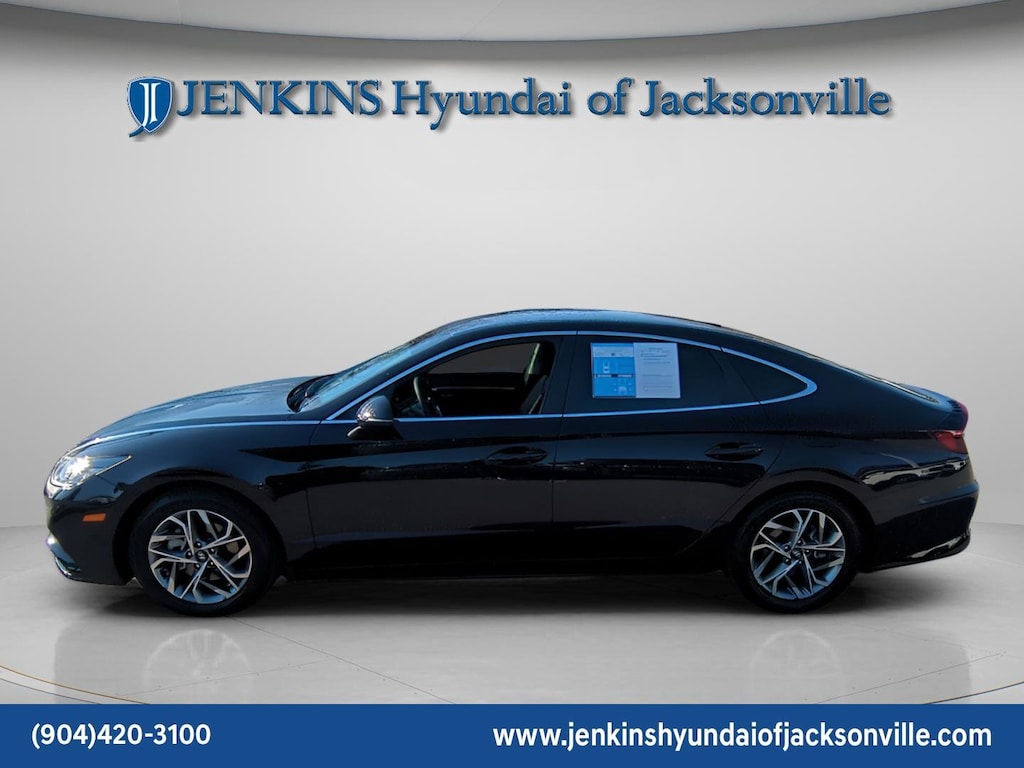 Used 2023 Hyundai Sonata SEL Sedan