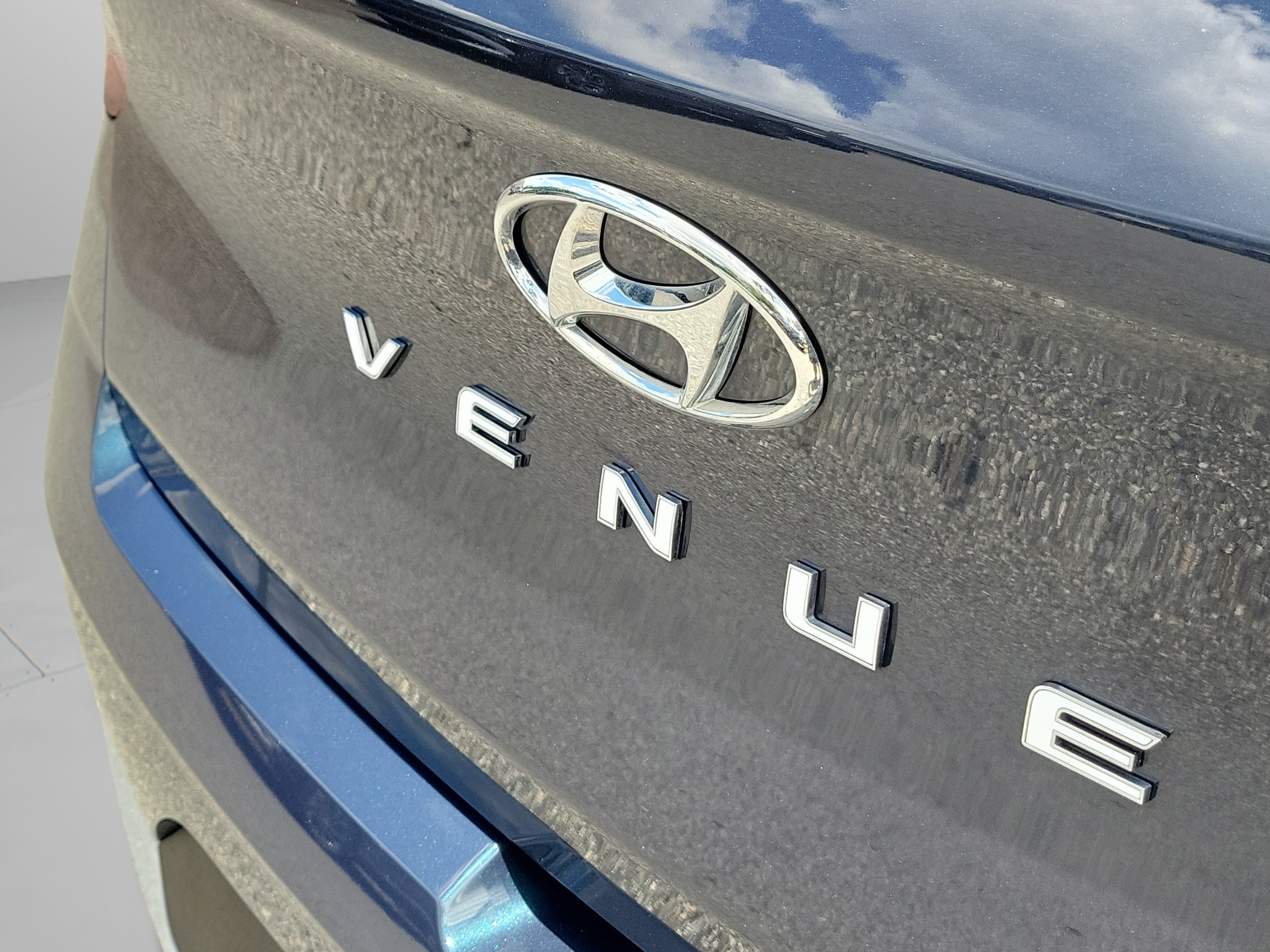 2023 Hyundai Venue Limited - Photo 42