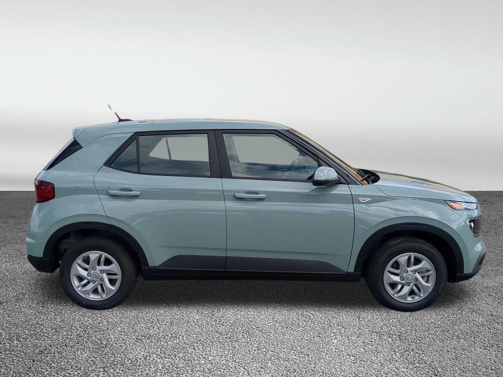 New 2026 Hyundai Venue SE SUV
