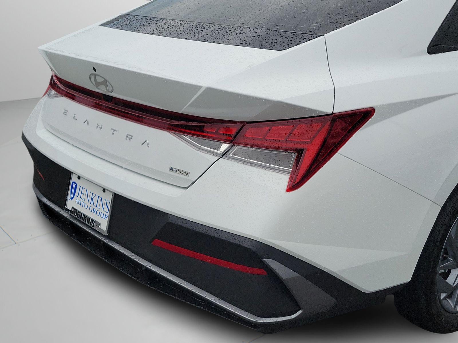 2026 Hyundai Elantra 17