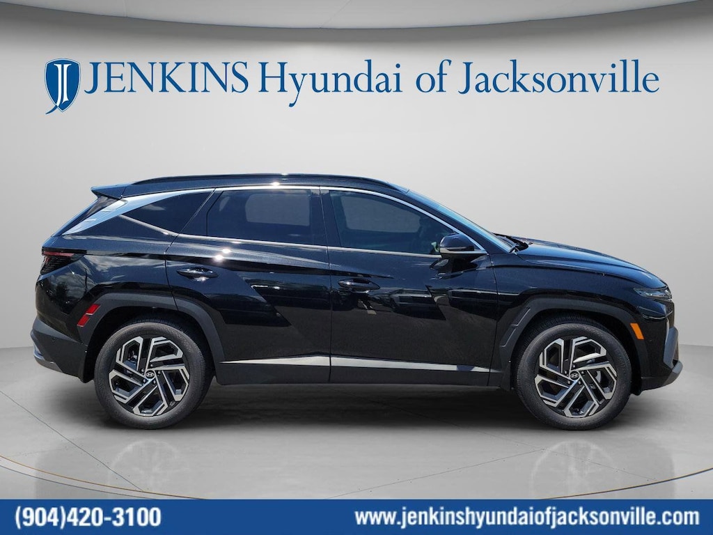 New 2026 Hyundai Tucson Limited FWD SUV