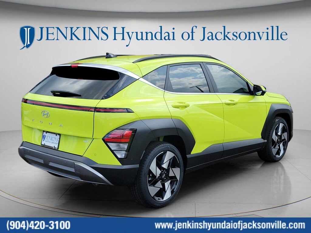 New 2026 Hyundai Kona Limited FWD SUV