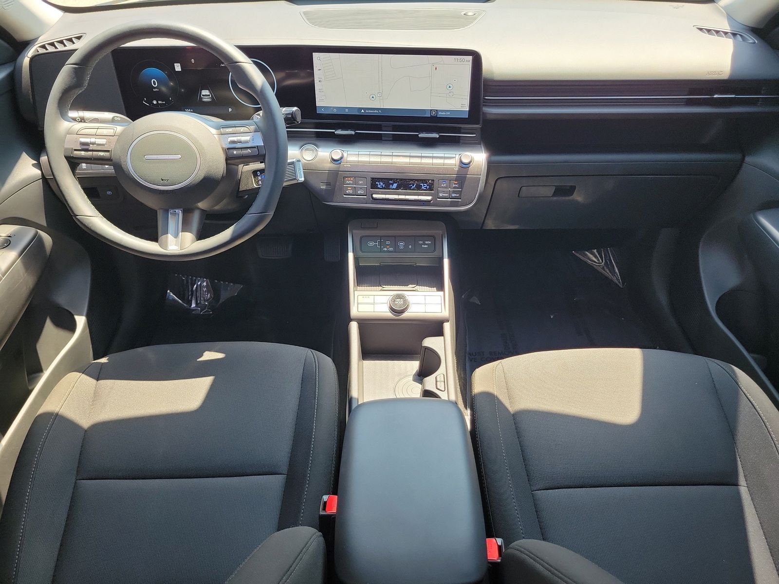 2025 Hyundai Kona SEL Convenience - Photo 20