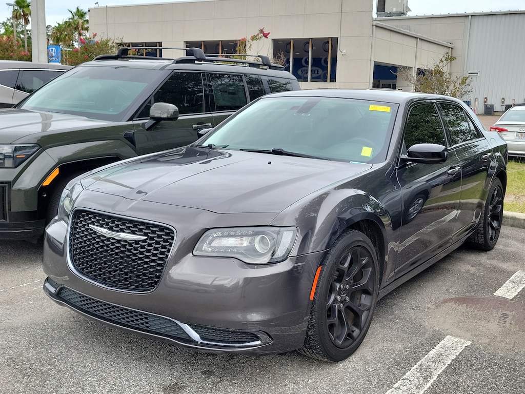 Used 2019 Chrysler 300 Touring Sedan