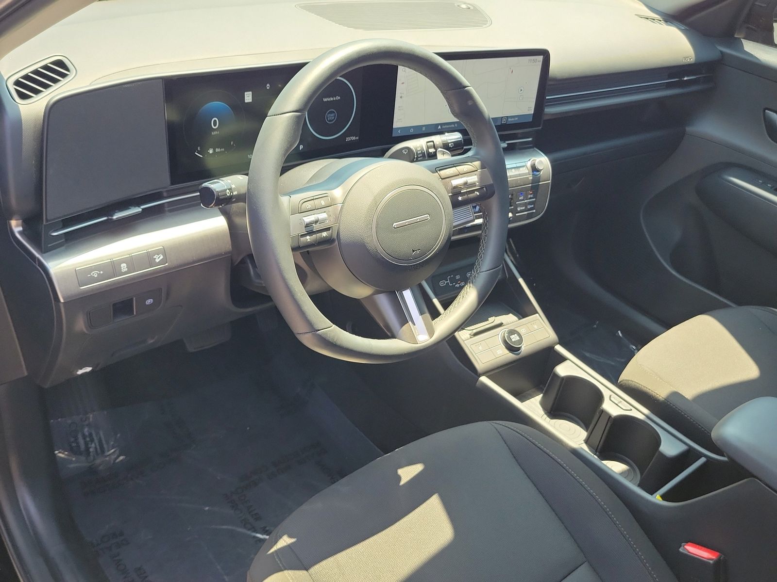 2025 Hyundai Kona SEL Convenience - Photo 22