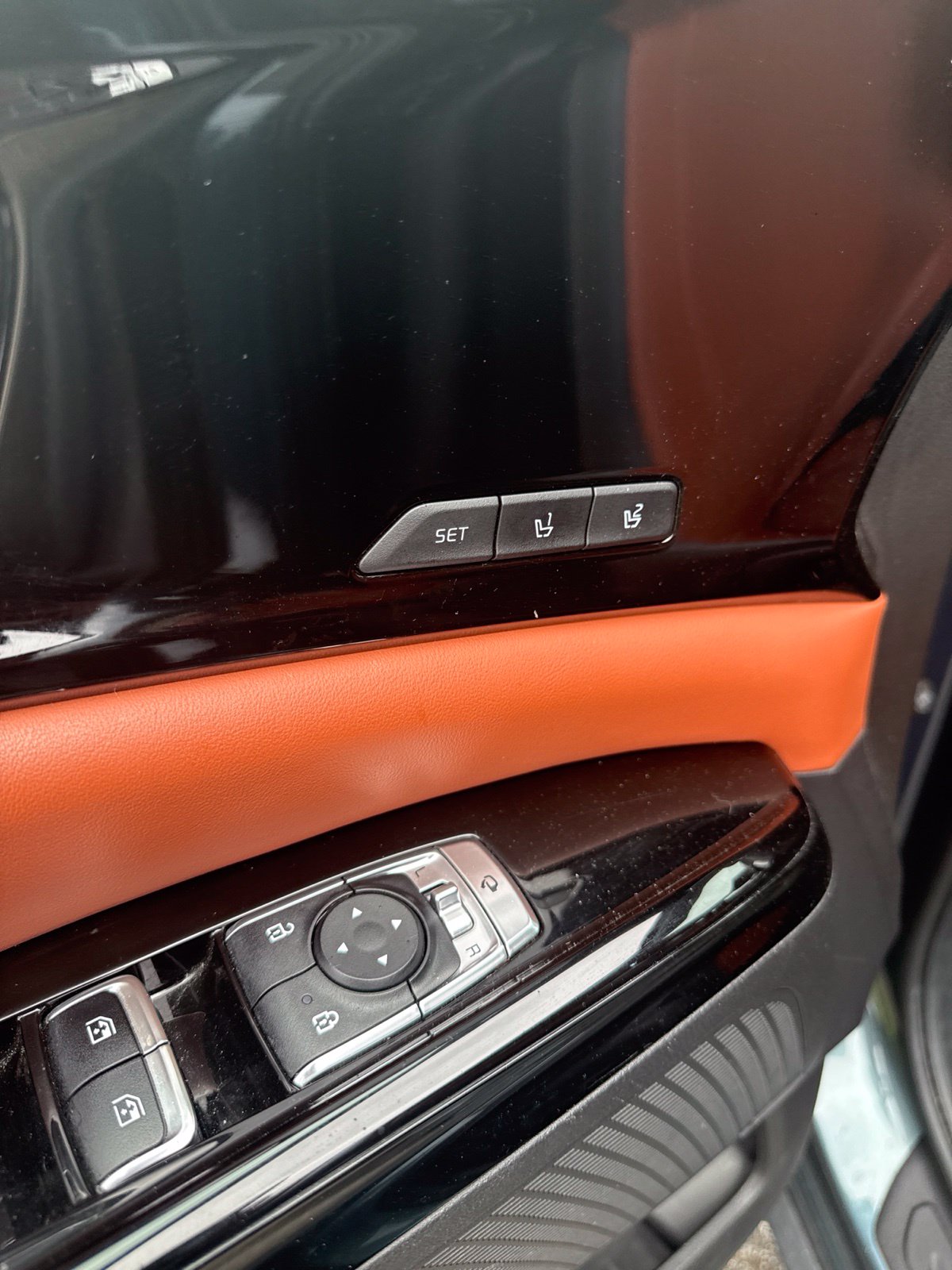 2023 Kia Carnival SX Prestige - Photo 8