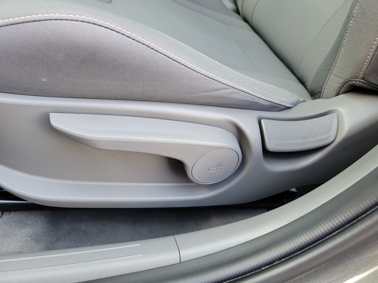 2024 Hyundai Elantra SEL - Photo 26