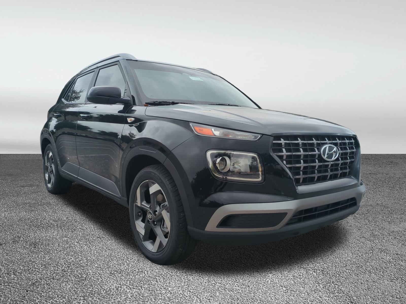 2026 Hyundai Venue SEL photo 2
