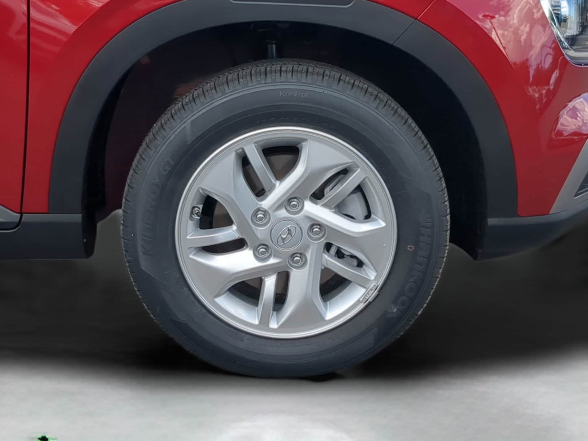 2026 Hyundai Venue SE - Photo 14
