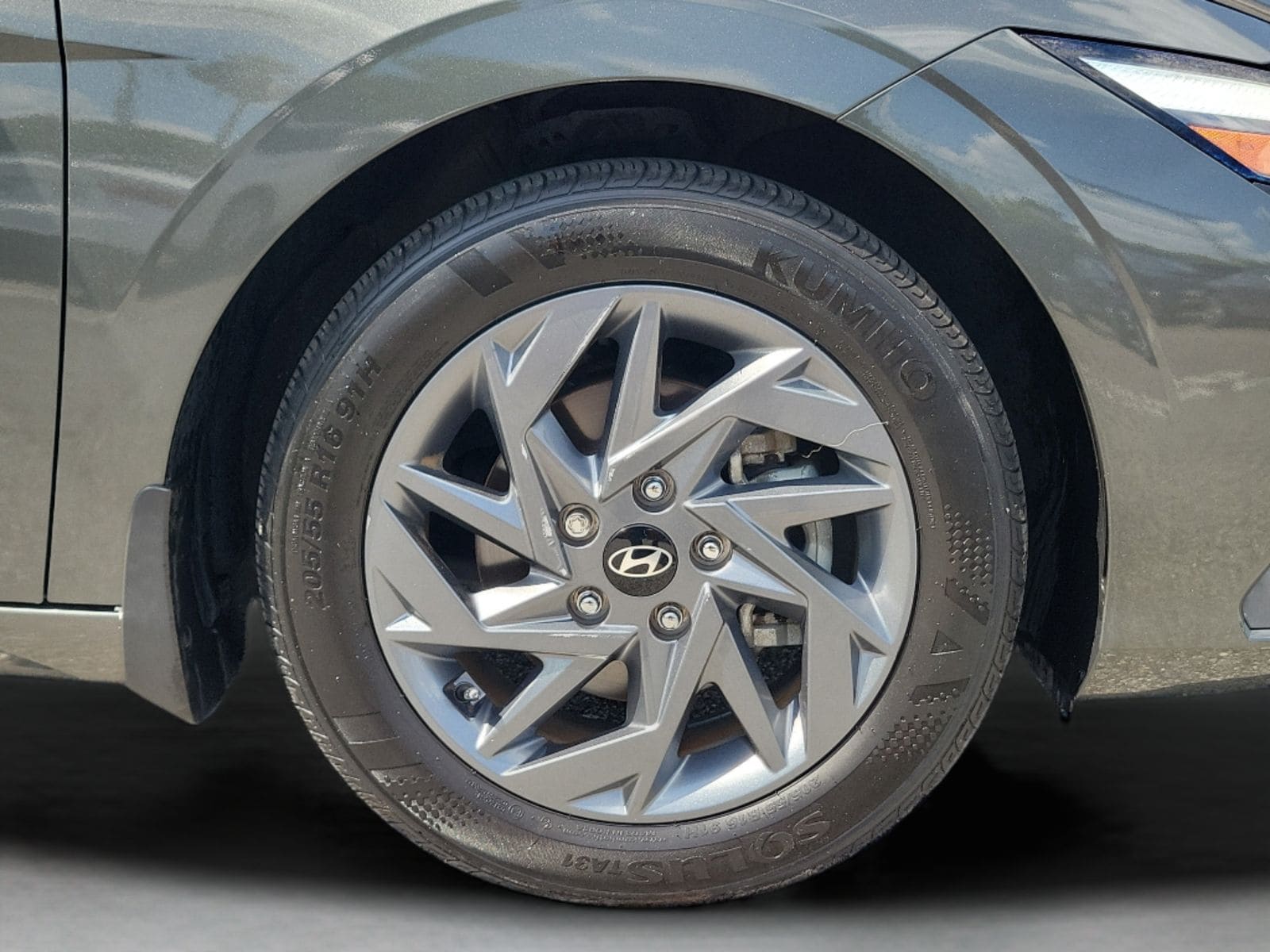 2024 Hyundai Elantra SEL - Photo 16