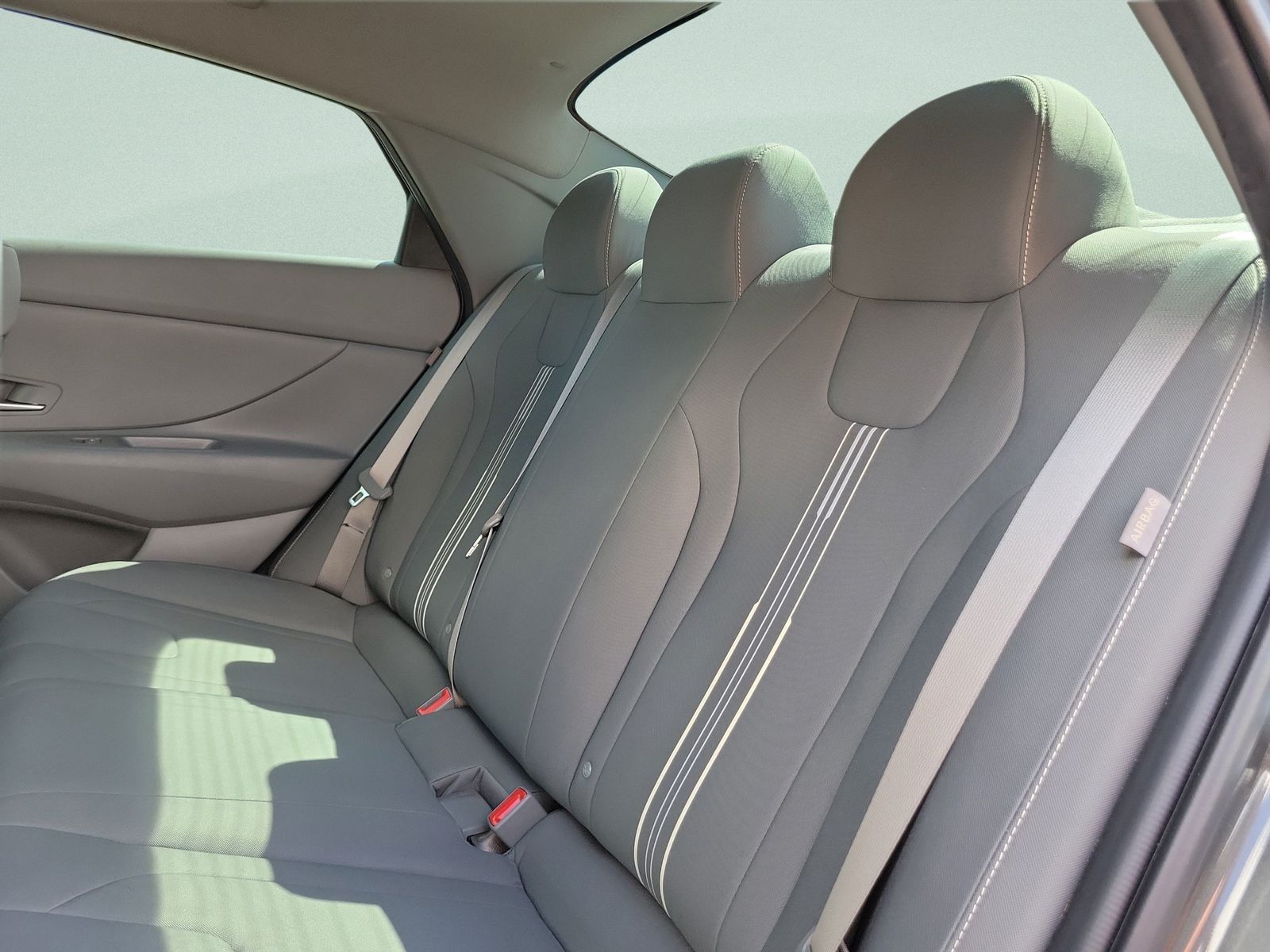 2024 Hyundai Elantra SEL - Photo 20