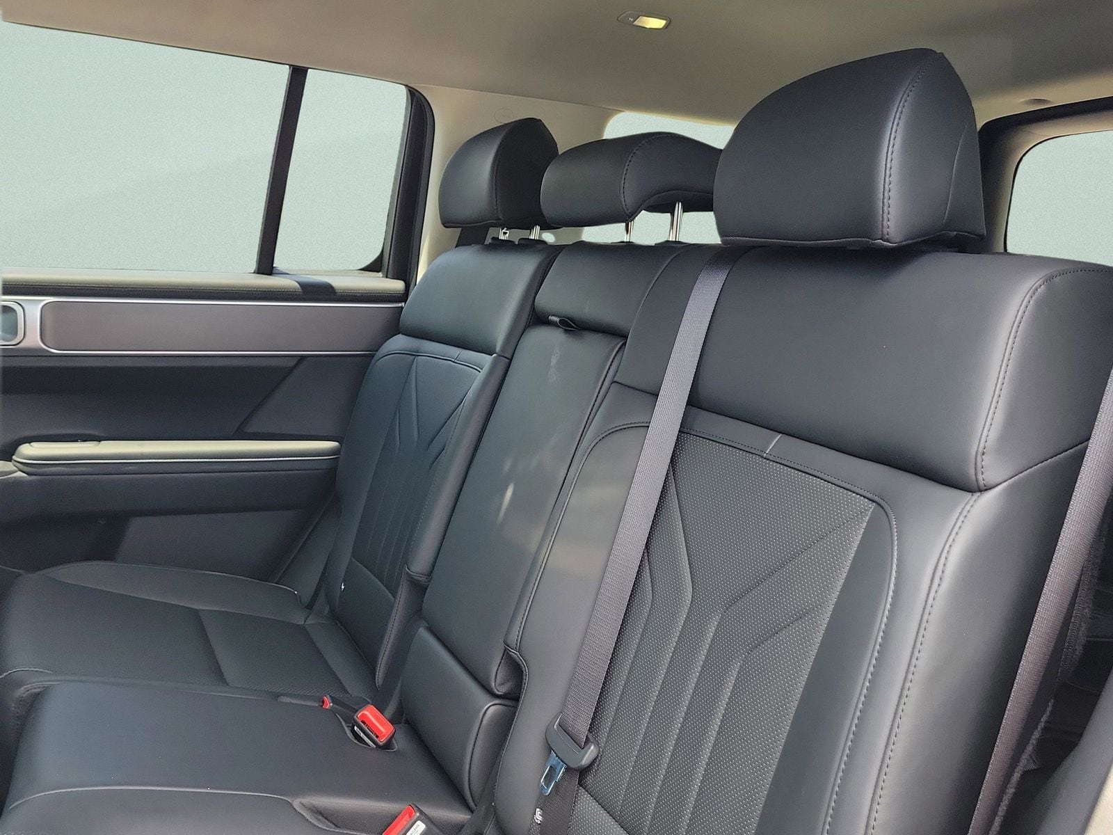 2025 Hyundai Santa Fe SEL - Photo 21