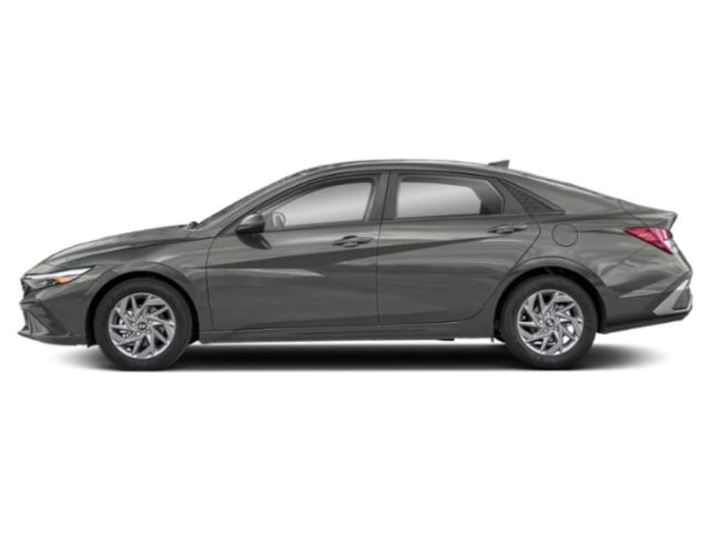 New 2026 Hyundai Elantra SEL Sport Sedan