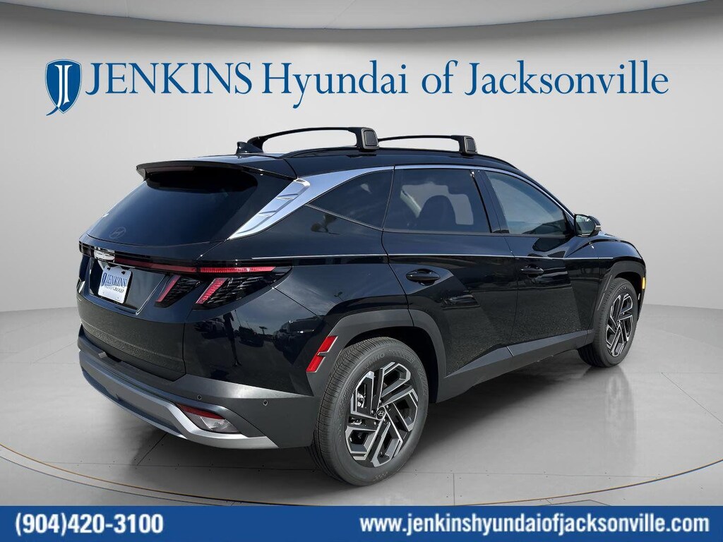 New 2026 Hyundai Tucson Limited FWD SUV