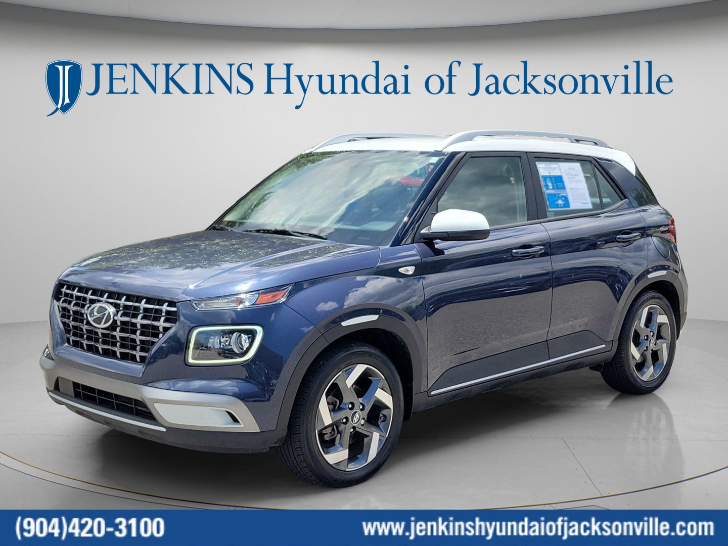 2023 Hyundai Venue Limited - Photo 9
