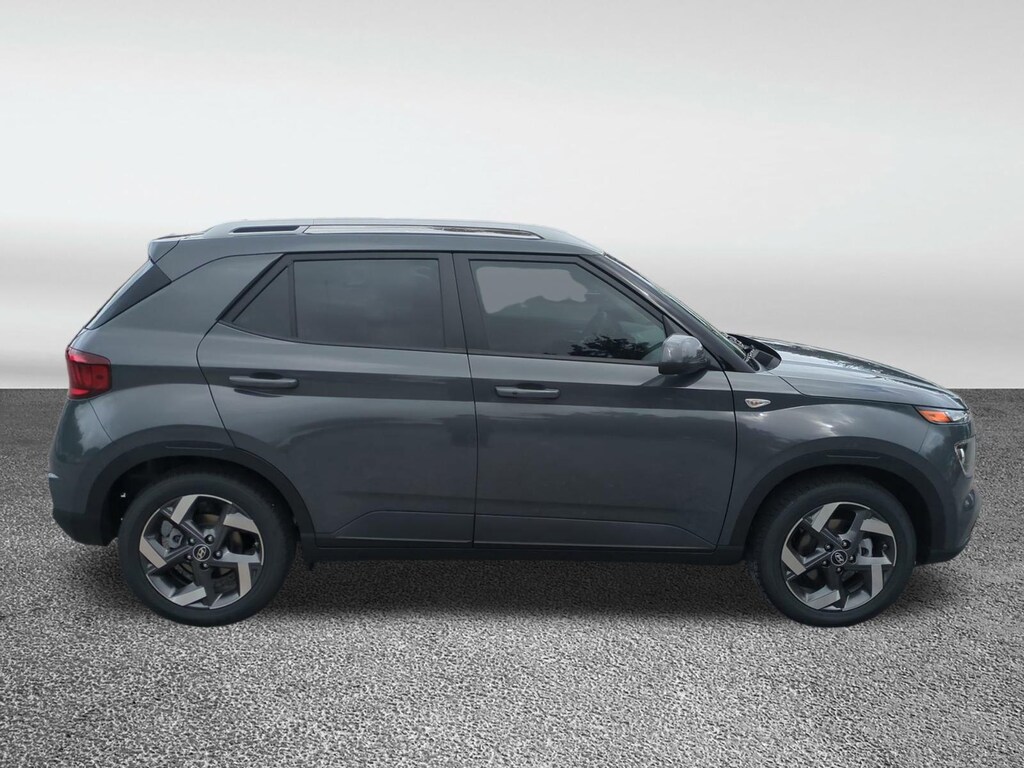 New 2026 Hyundai Venue SEL SUV