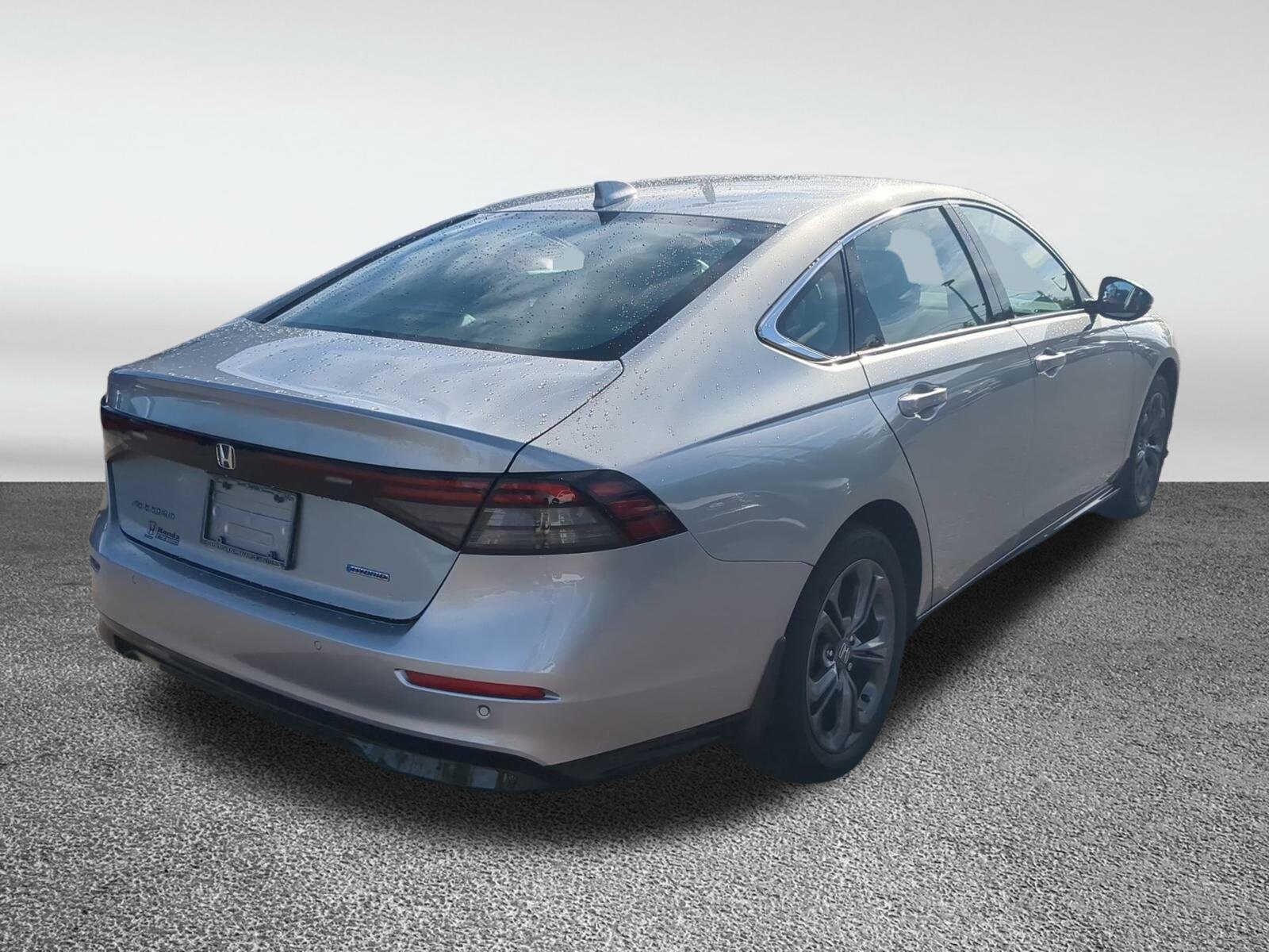 2024 Honda Accord Hybrid EX-L photo 2