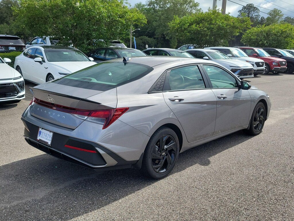 New 2026 Hyundai Elantra SEL Sport Sedan