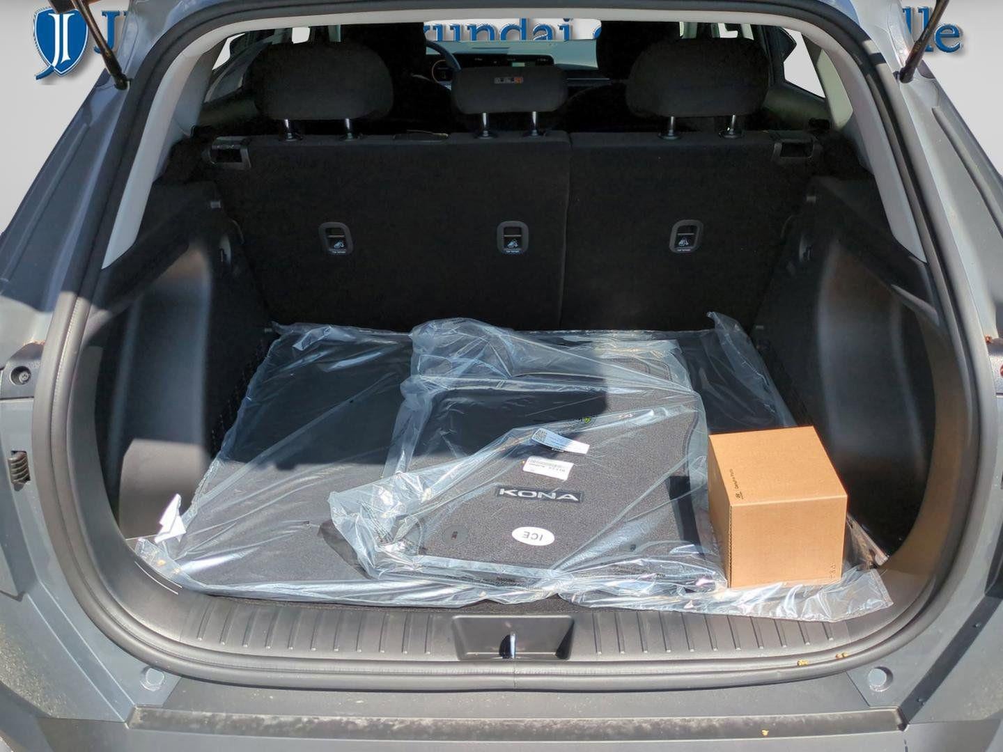 2025 Hyundai Kona SEL Convenience - Photo 35