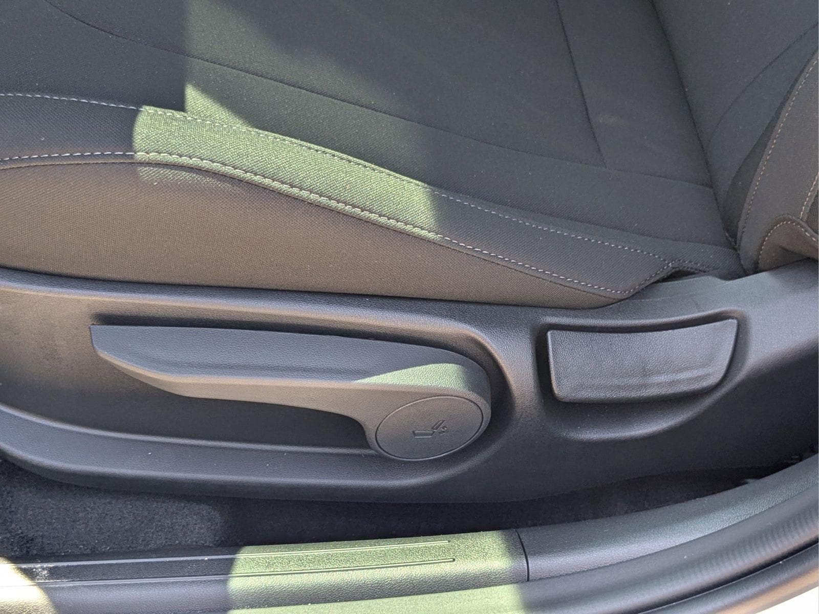 2025 Hyundai Elantra Blue - Photo 26