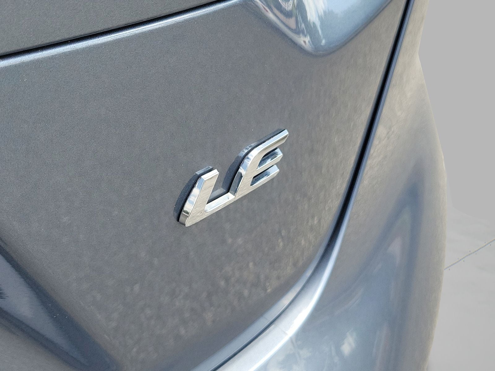 2020 Toyota Corolla LE - Photo 40