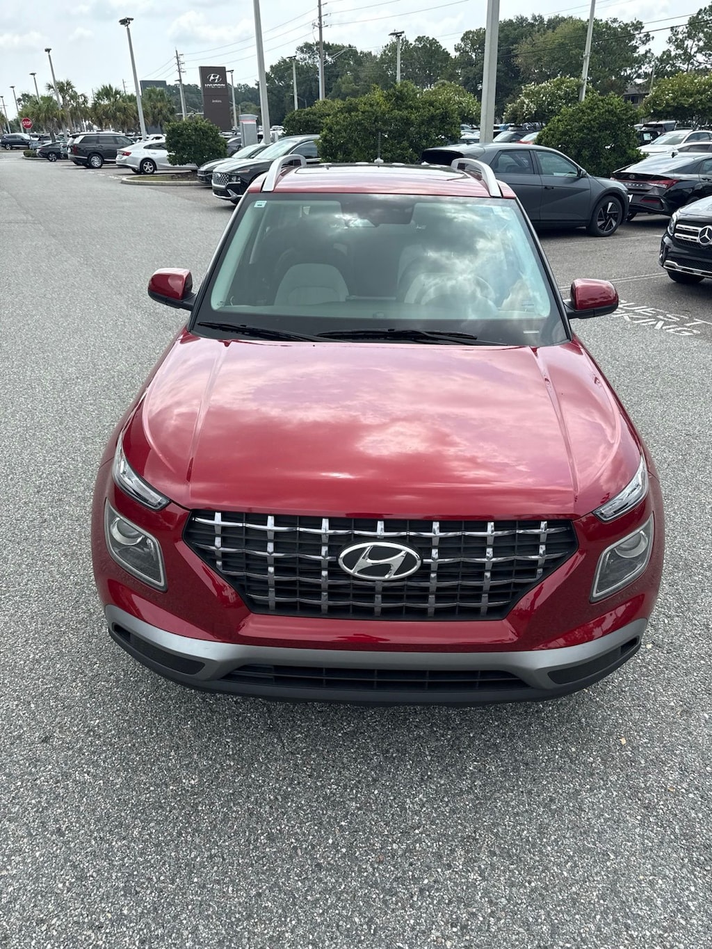 Used 2025 Hyundai Venue SEL SUV