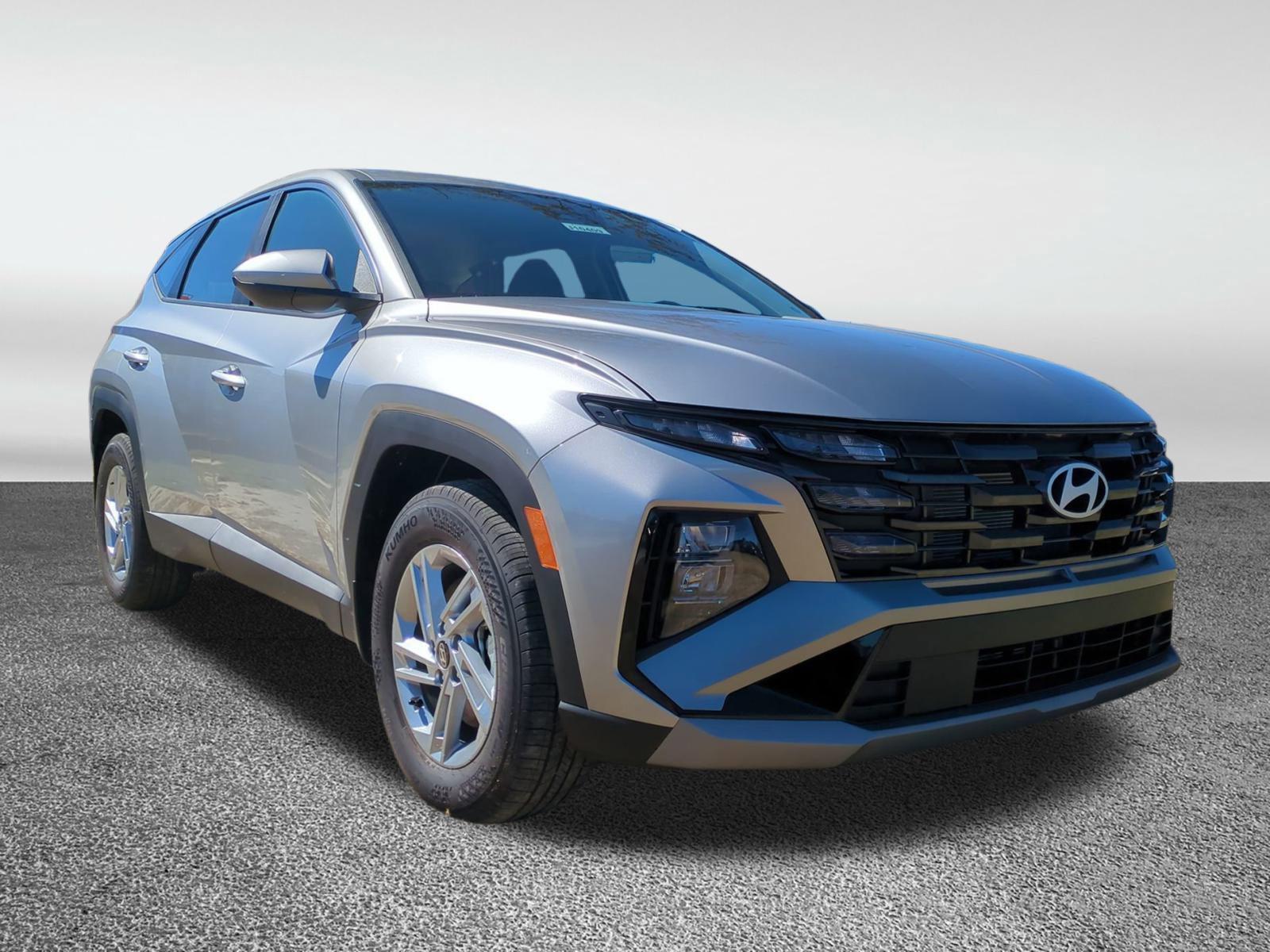 2026 Hyundai Tucson SE photo 2