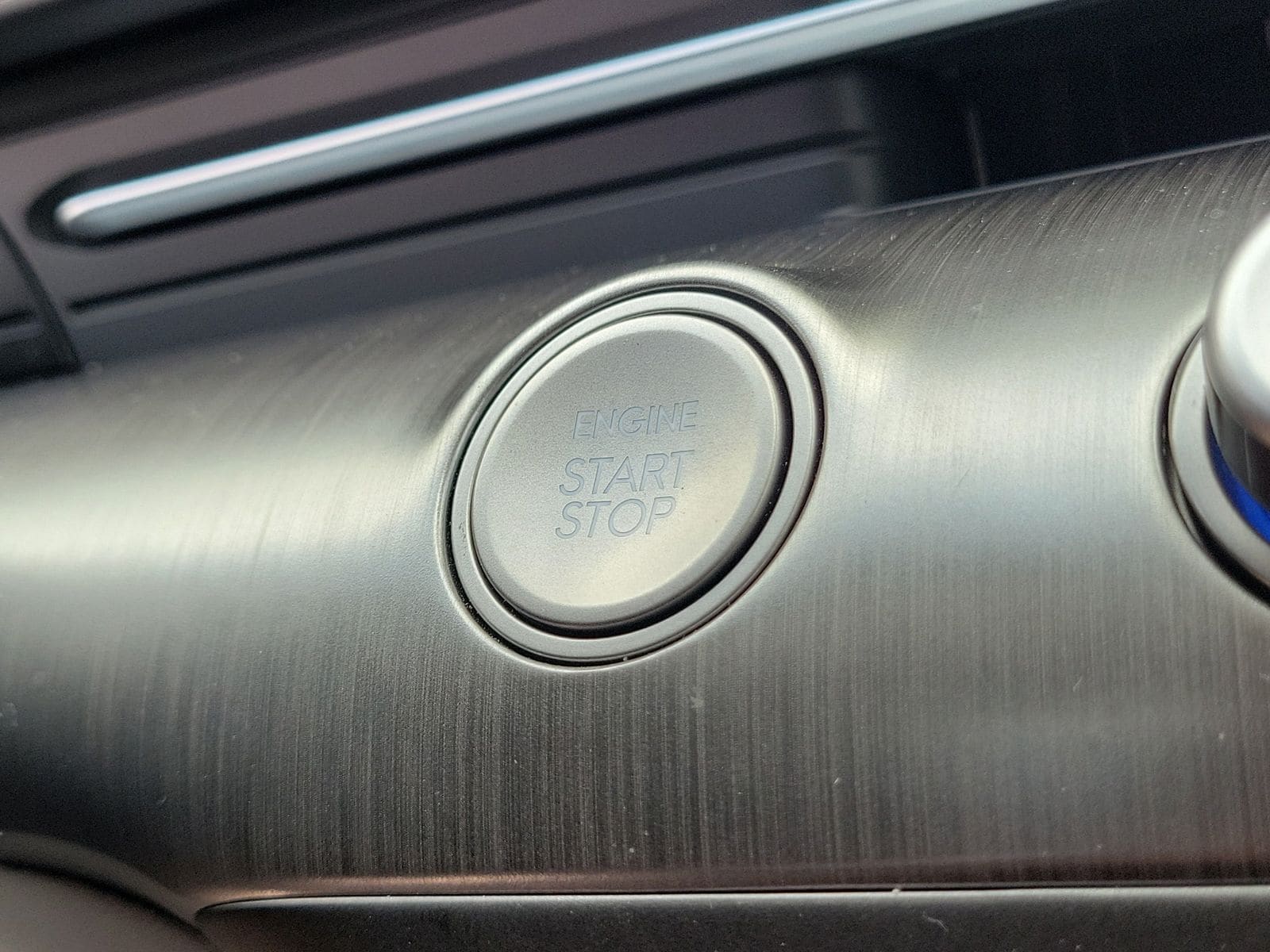 2024 Hyundai Kona Limited - Photo 37