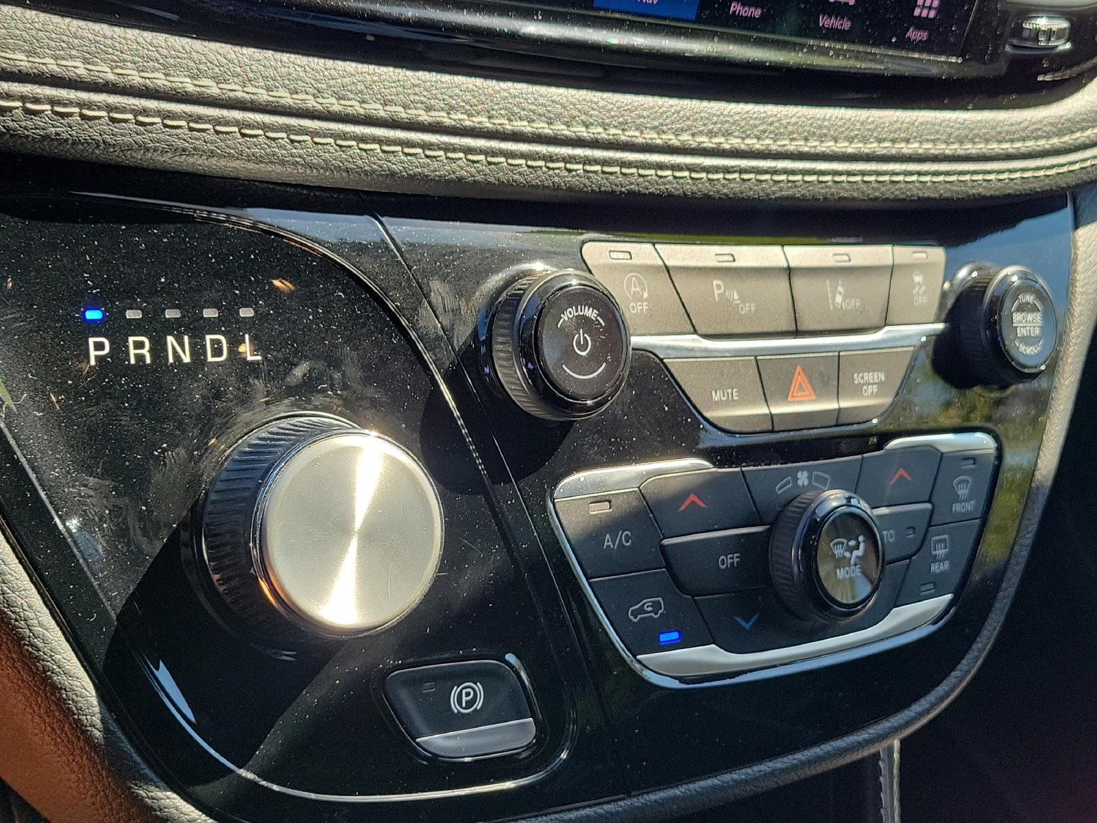 2025 Chrysler Pacifica Limited - Photo 37