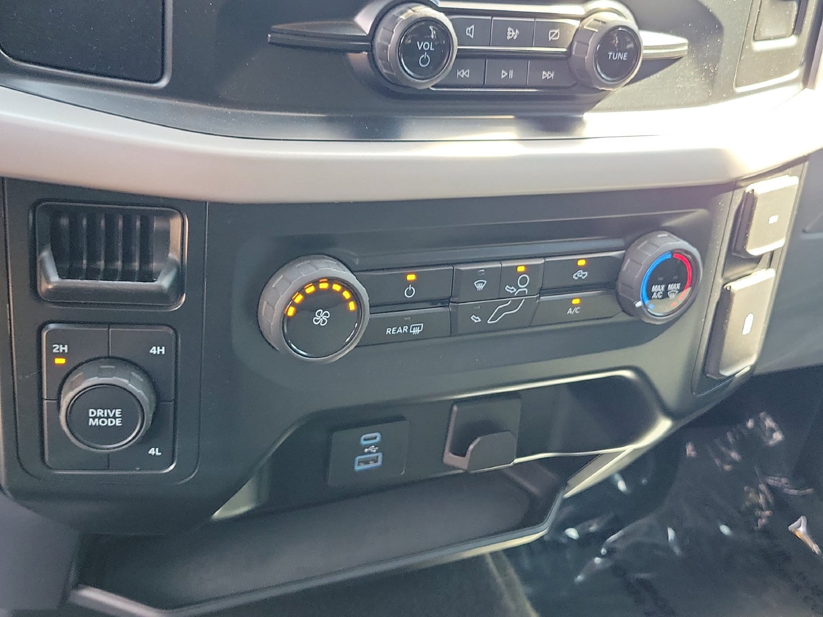 2023 Ford F-150 XLT - Photo 36