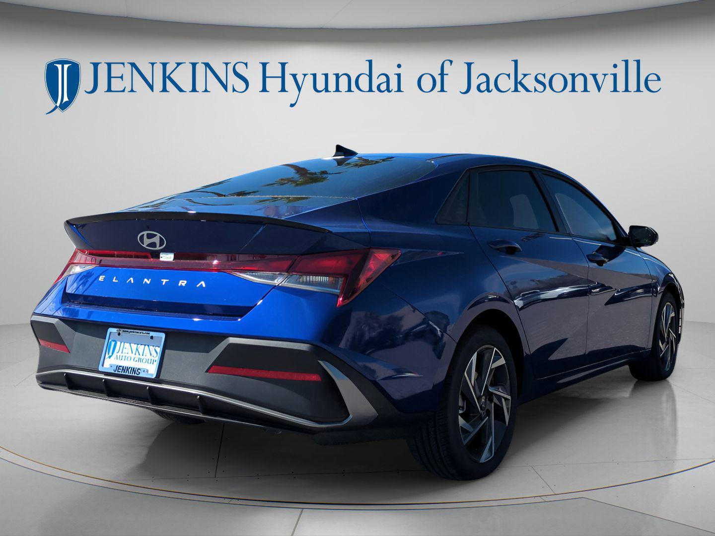 2025 Hyundai Elantra SEL - Photo 8