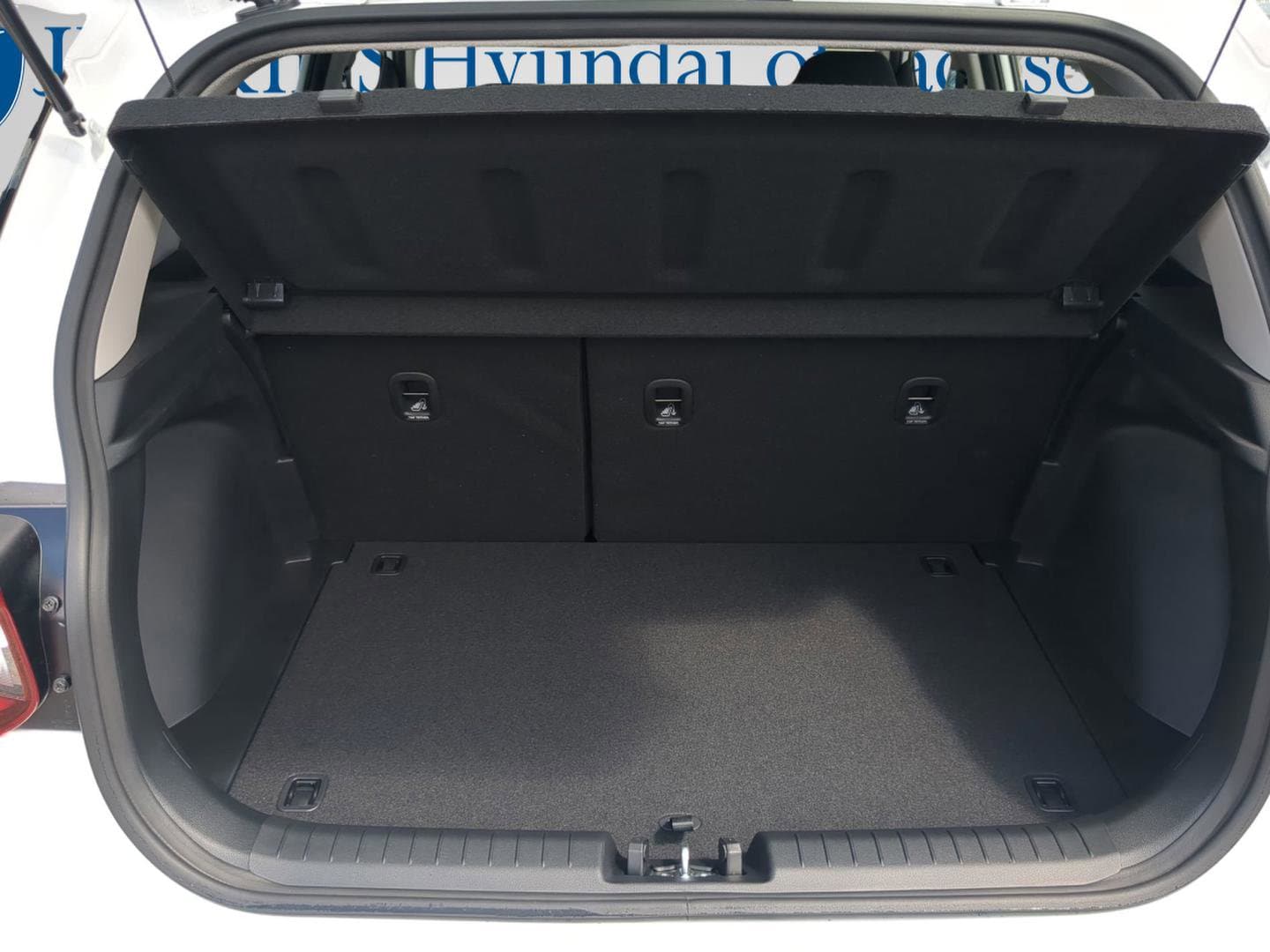 2026 Hyundai Venue SEL - Photo 13