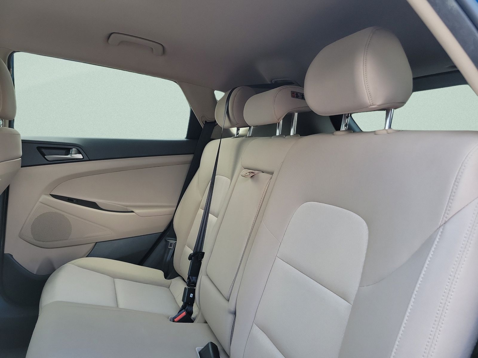 2018 Hyundai Tucson SE - Photo 18
