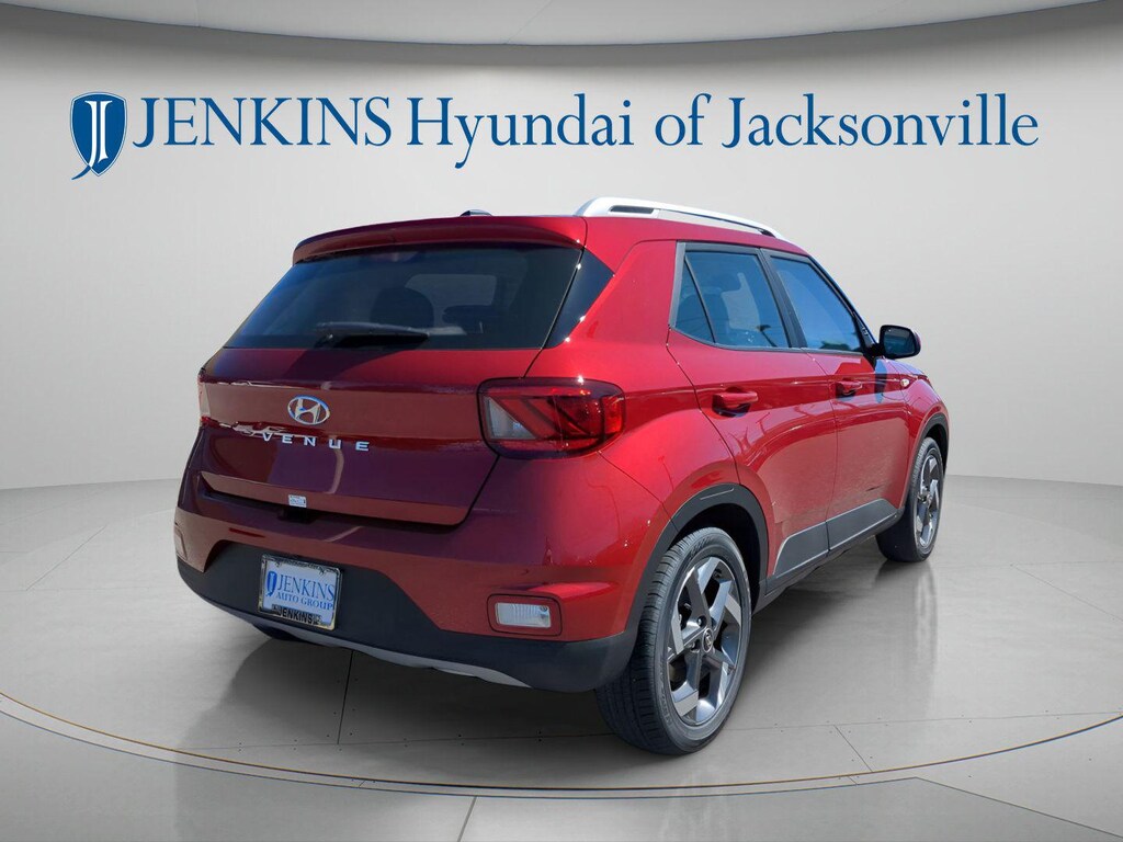 New 2025 Hyundai Venue SEL SUV