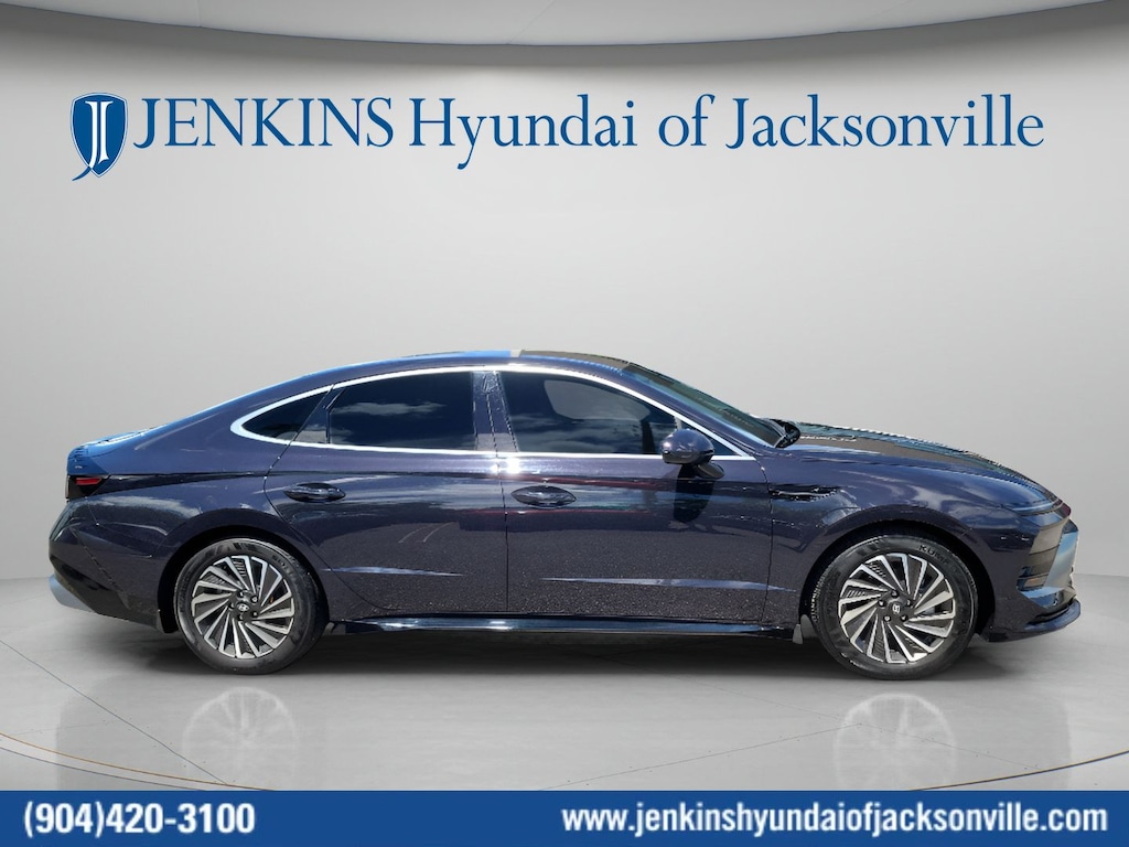 Used 2025 Hyundai Sonata Hybrid SEL Sedan