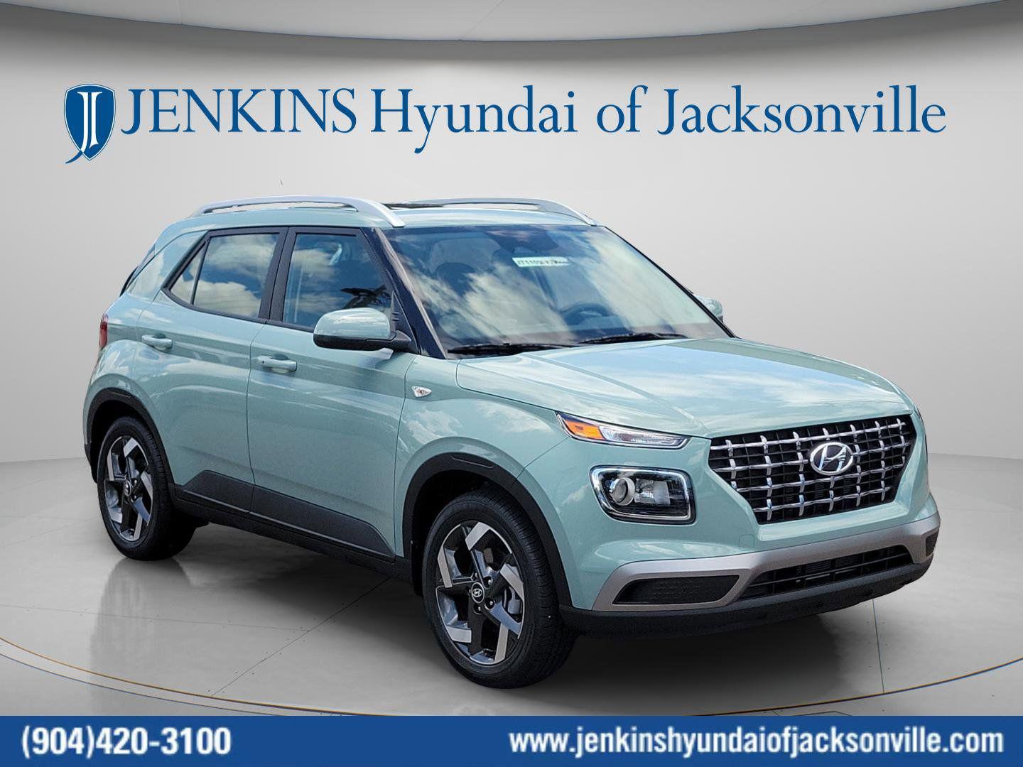 2026 Hyundai Venue SEL w/ 2-Tone Roof IVT's photo