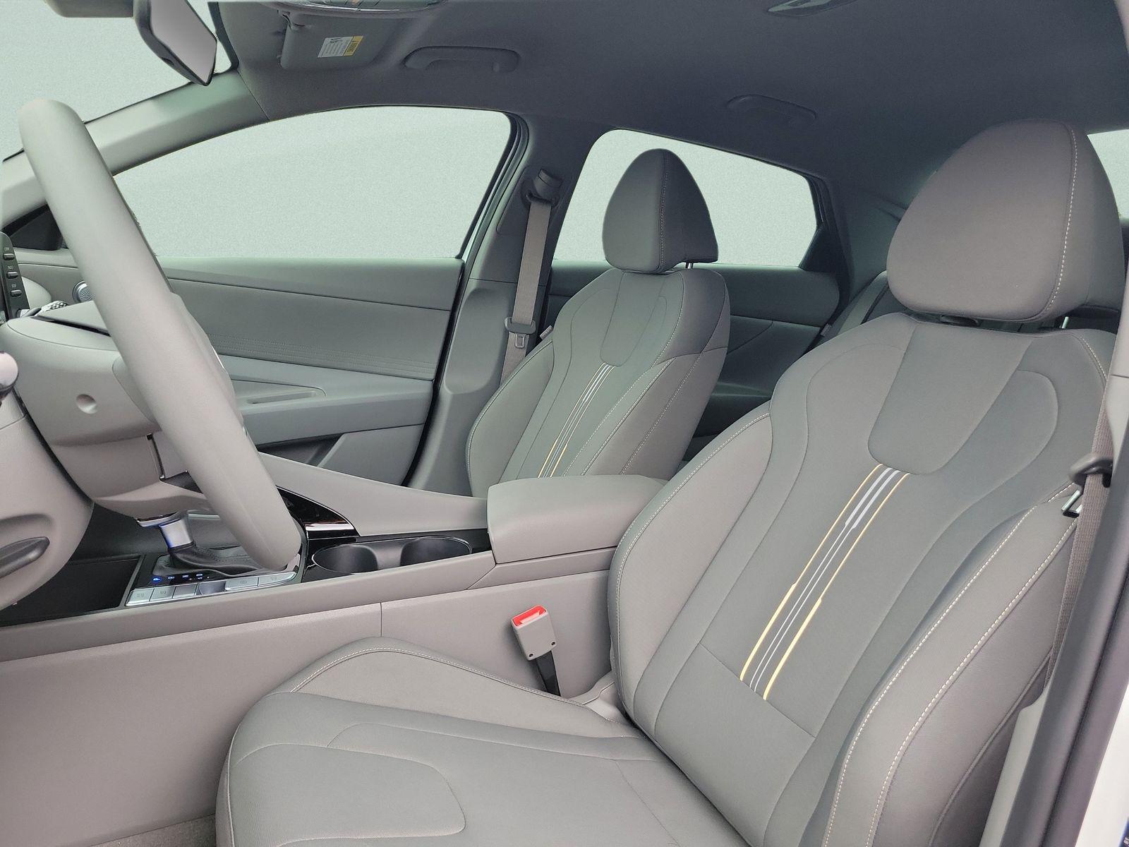 2026 Hyundai Elantra 25