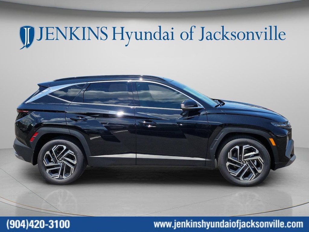 New 2026 Hyundai Tucson Limited FWD SUV