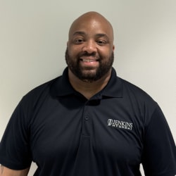 Staff member Quinntell Brown from ID_b3dd0e123fab